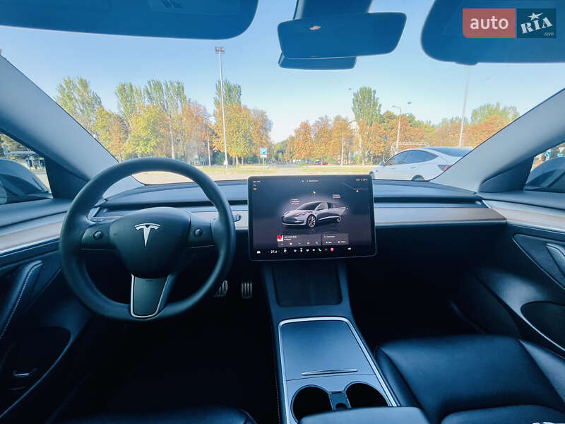 Седан Tesla Model 3 2022 в Дніпрі фото 5 Седан Tesla Model 3 2022 в Дніпрі