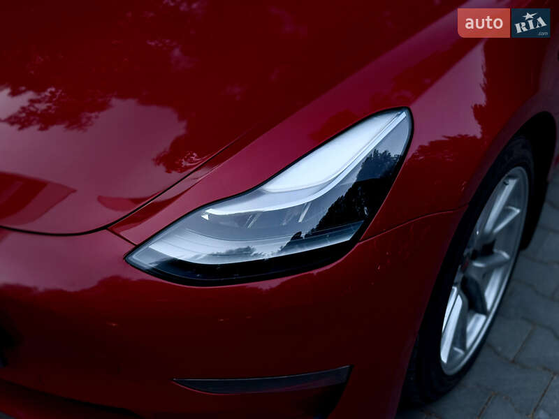 Седан Tesla Model 3 2021 в Тернополе фото 44 Седан Tesla Model 3 2021 в Тернополе