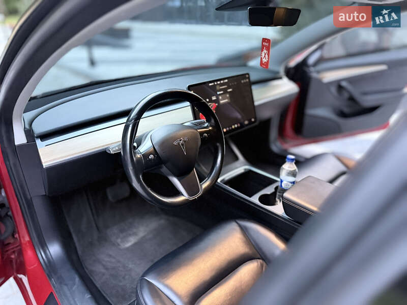 Седан Tesla Model 3 2021 в Тернополе фото 52 Седан Tesla Model 3 2021 в Тернополе