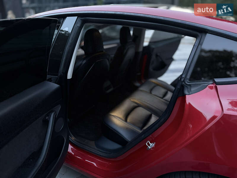Седан Tesla Model 3 2021 в Тернополе фото 53 Седан Tesla Model 3 2021 в Тернополе