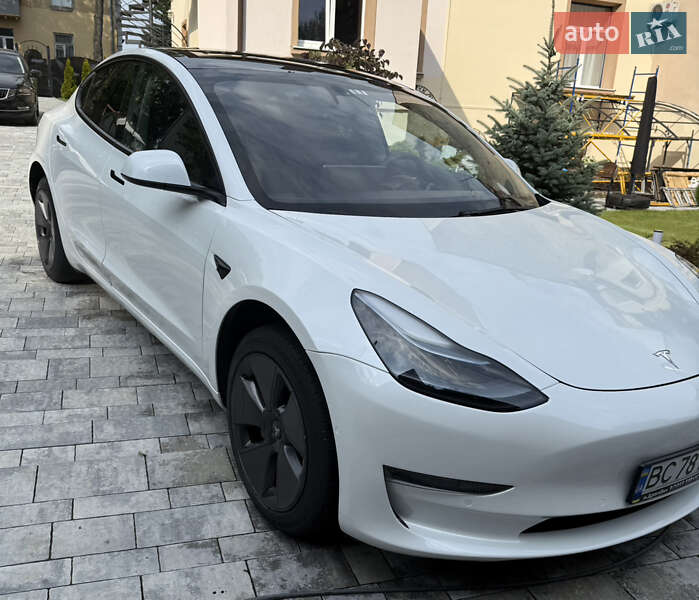 Седан Tesla Model 3 2021 в Львові фото 26 Седан Tesla Model 3 2021 в Львові