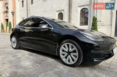 Седан Tesla Model 3 2018 в 