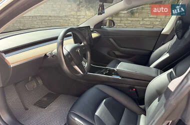 Седан Tesla Model 3 2018 в 