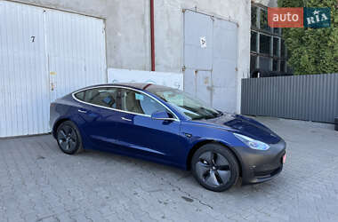 Седан Tesla Model 3 2018 в 