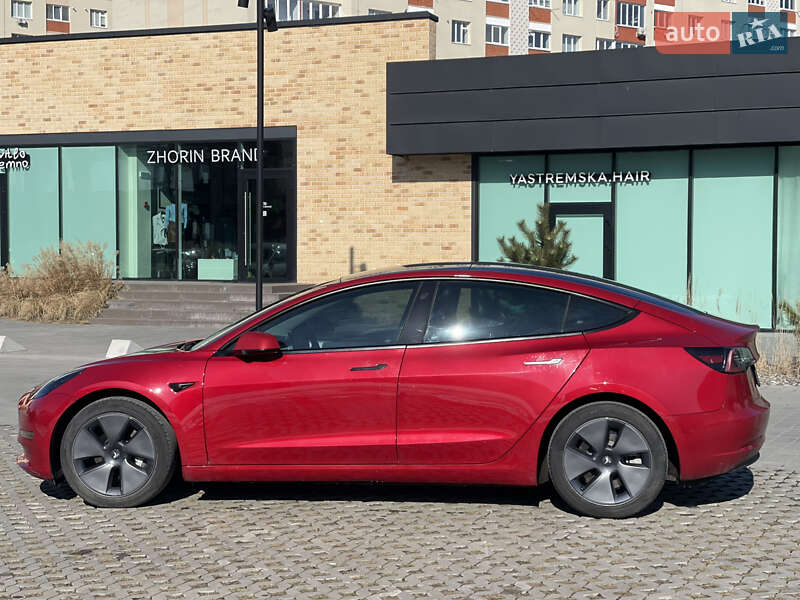 Седан Tesla Model 3 2022 в Львові фото 17 Седан Tesla Model 3 2022 в Львові