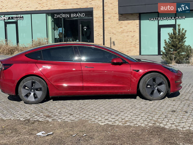 Седан Tesla Model 3 2022 в Львові фото 40 Седан Tesla Model 3 2022 в Львові