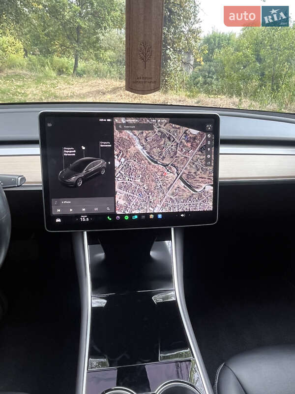 Седан Tesla Model 3 2019 в Кобеляках