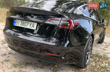 Седан Tesla Model 3 2019 в Кобеляках