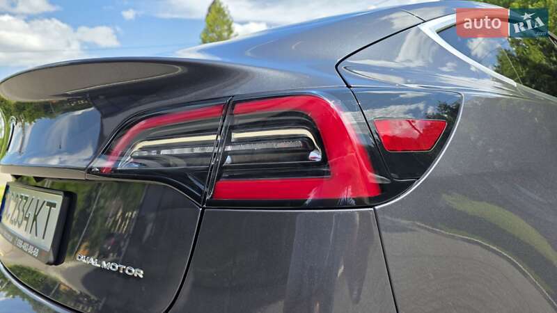 Седан Tesla Model 3 2018 в Львове фото 30 Седан Tesla Model 3 2018 в Львове