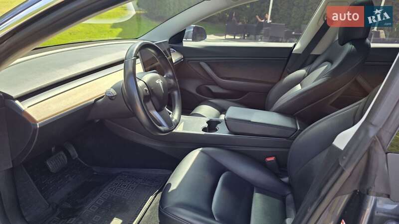 Седан Tesla Model 3 2018 в Львове фото 54 Седан Tesla Model 3 2018 в Львове