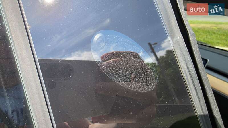 Седан Tesla Model 3 2018 в Львове фото 59 Седан Tesla Model 3 2018 в Львове