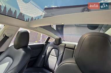 Седан Tesla Model 3 2018 в 