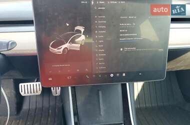 Седан Tesla Model 3 2018 в 