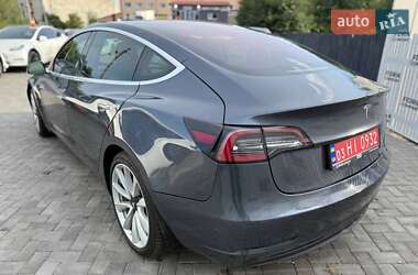 Седан Tesla Model 3 2018 в 