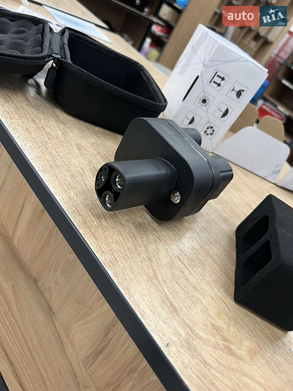 Седан Tesla Model 3 2021 в Киеве