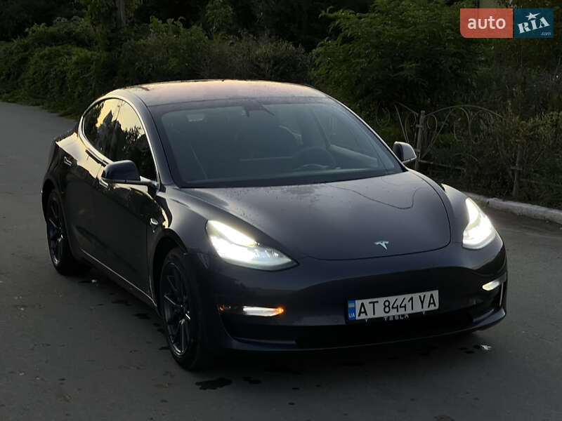 Седан Tesla Model 3 2018 в Ивано-Франковске фото 9 Седан Tesla Model 3 2018 в Ивано-Франковске