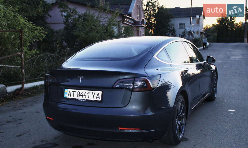 Седан Tesla Model 3 2018 в Ивано-Франковске фото 24 Седан Tesla Model 3 2018 в Ивано-Франковске