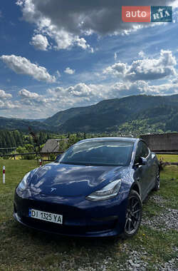 Седан Tesla Model 3 2020 в Львові