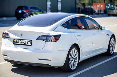 Седан Tesla Model 3 2018 в 