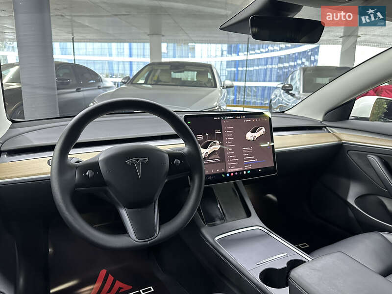 Седан Tesla Model 3 2022 в Одессе фото 28 Седан Tesla Model 3 2022 в Одессе