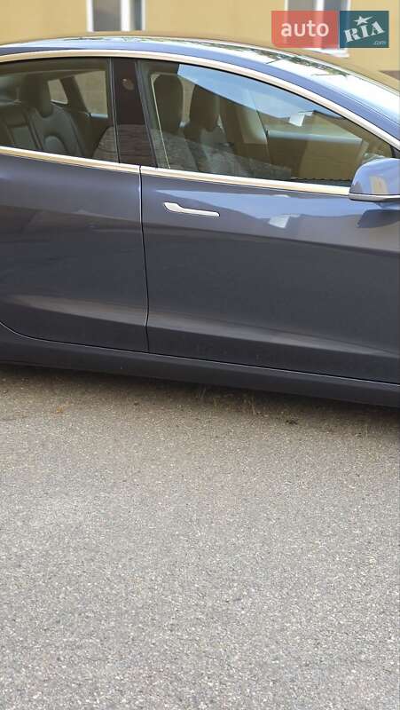 Седан Tesla Model 3 2018 в Харькове фото 14 Седан Tesla Model 3 2018 в Харькове
