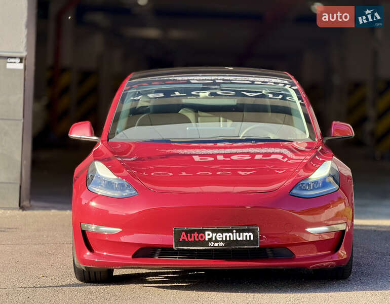 Седан Tesla Model 3 2022 в Харькове