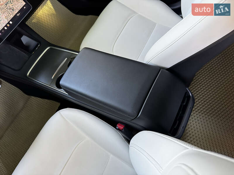 Седан Tesla Model 3 2022 в Харькове фото 27 Седан Tesla Model 3 2022 в Харькове