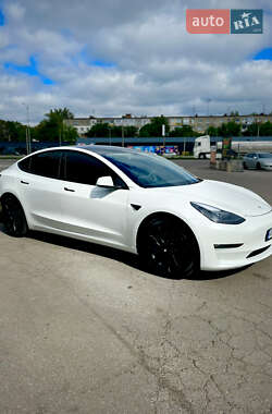 Седан Tesla Model 3 2021 в Полтаві