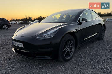 Седан Tesla Model 3 2018 в 