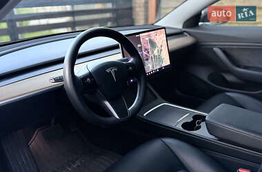 Седан Tesla Model 3 2018 в 