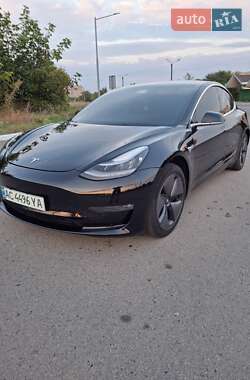 Седан Tesla Model 3 2019 в Нововолинську