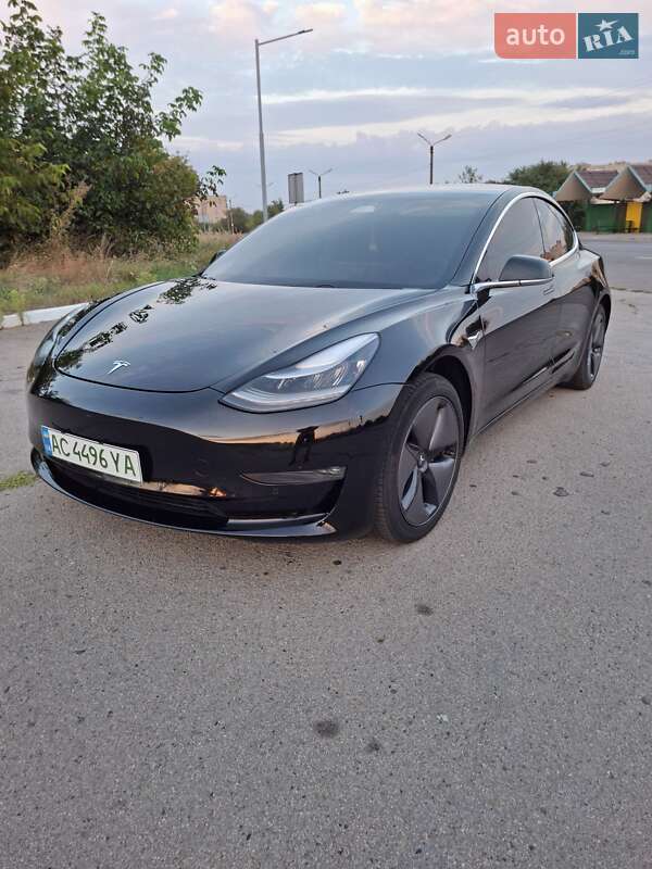Tesla Model 3 2019