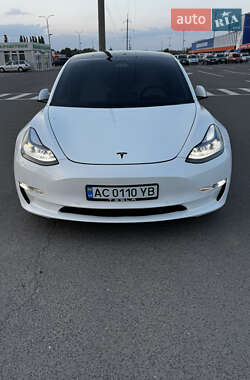 Седан Tesla Model 3 2021 в Луцьку