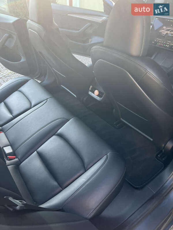 Седан Tesla Model 3 2023 в Львові фото 10 Седан Tesla Model 3 2023 в Львові