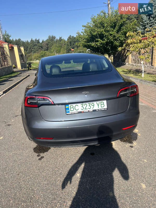Седан Tesla Model 3 2023 в Львові фото 16 Седан Tesla Model 3 2023 в Львові