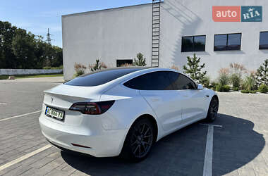 Седан Tesla Model 3 2020 в 