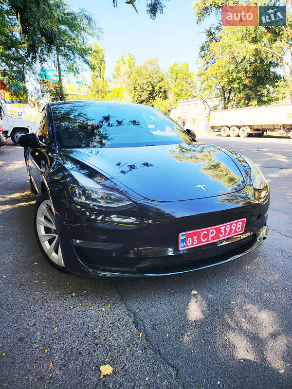 Седан Tesla Model 3 2020 в Одессе