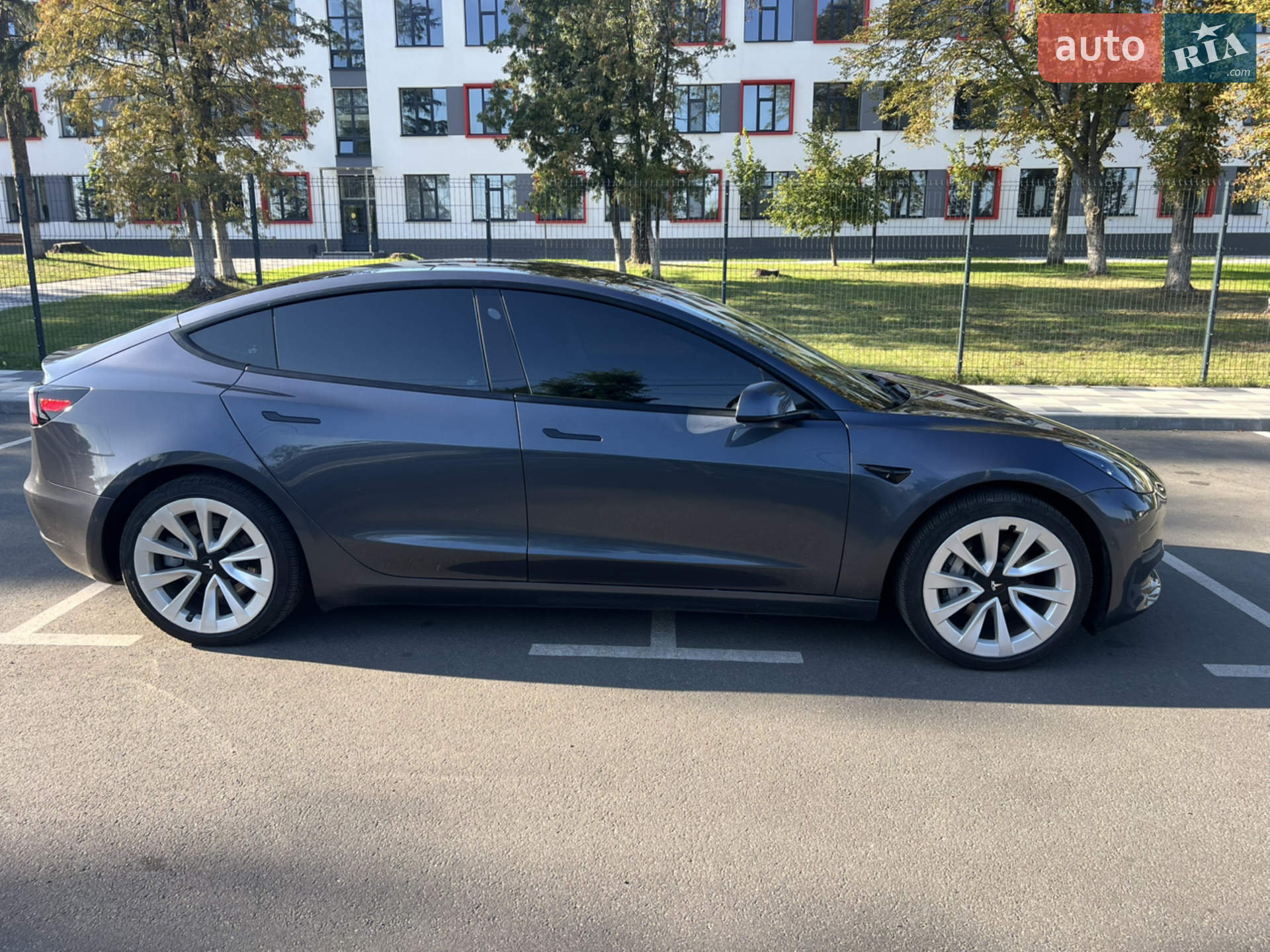 2022 Tesla Model 3 - мініатюра 3