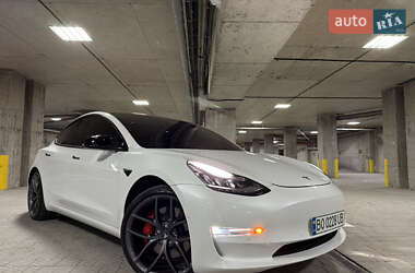 Седан Tesla Model 3 2018 в 