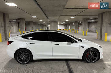 Седан Tesla Model 3 2018 в 