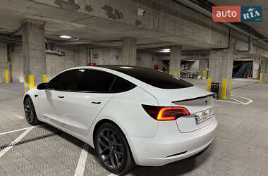 Седан Tesla Model 3 2018 в 