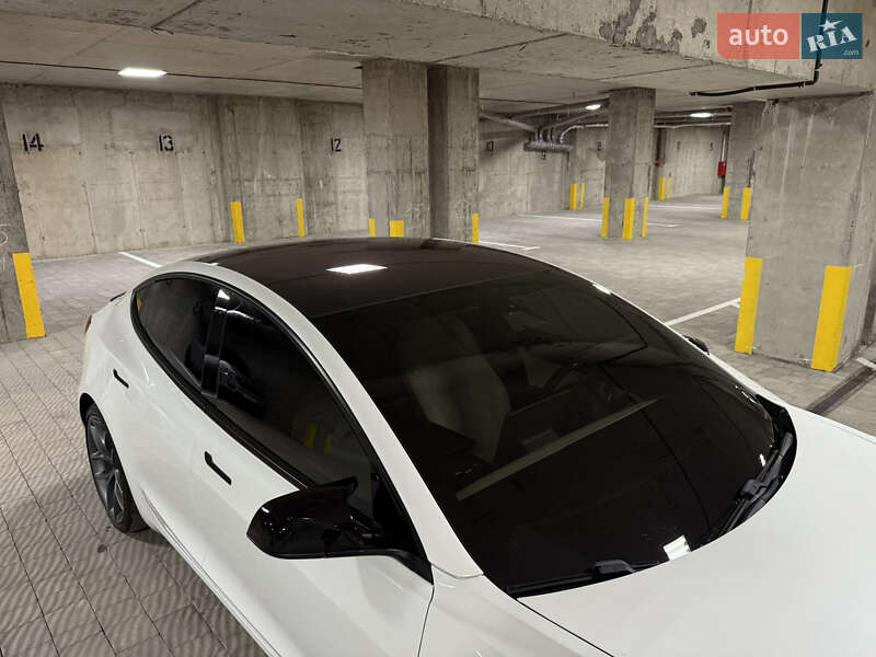 Седан Tesla Model 3 2018 в Тернополе фото 72 Седан Tesla Model 3 2018 в Тернополе