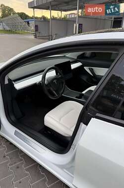 Седан Tesla Model 3 2019 в 