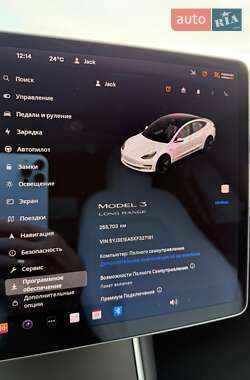 Седан Tesla Model 3 2019 в 