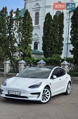 Седан Tesla Model 3 2023 в Киеве