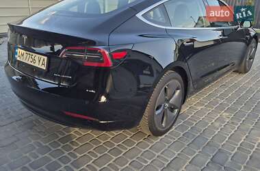 Седан Tesla Model 3 2018 в 