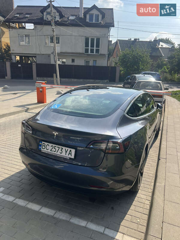 Седан Tesla Model 3 2019 в Львове фото 26 Седан Tesla Model 3 2019 в Львове