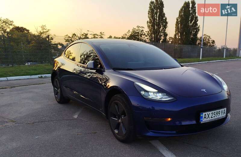Седан Tesla Model 3 2021 в Харькове