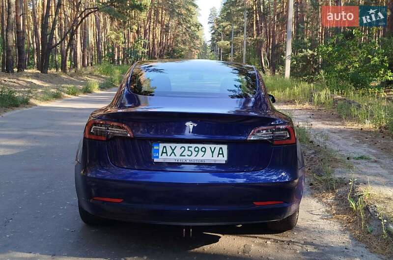 Седан Tesla Model 3 2021 в Харькове