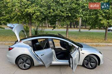 Седан Tesla Model 3 2018 в 
